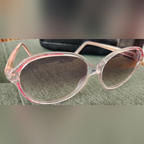 Vintage Gucci glasses - Picture 9 of 9